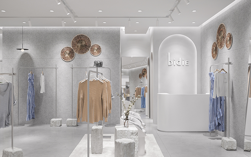 190平米新郑商场服装店装修设计效果图